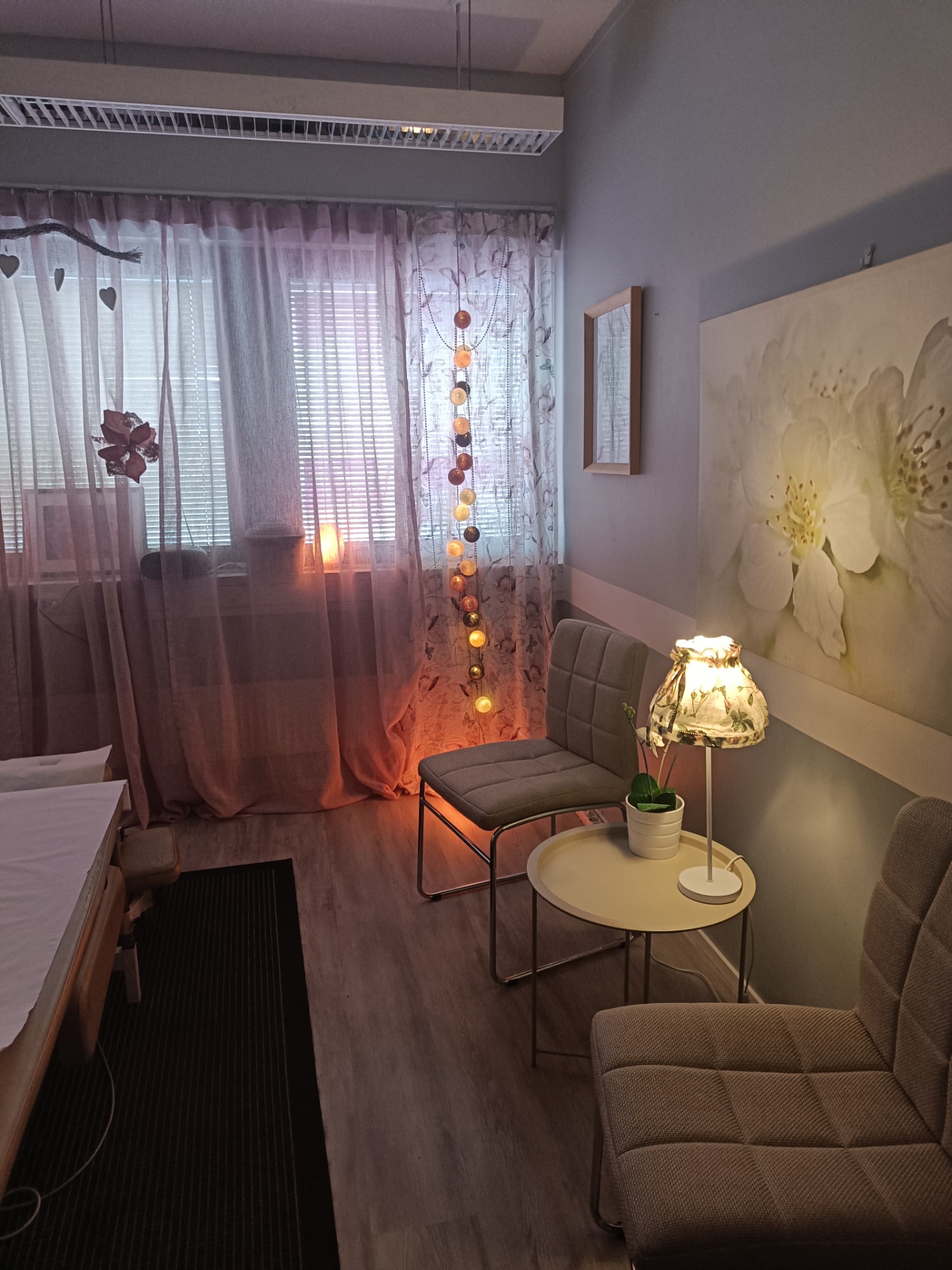 Kokonaisilmettä hoitohuoneestani